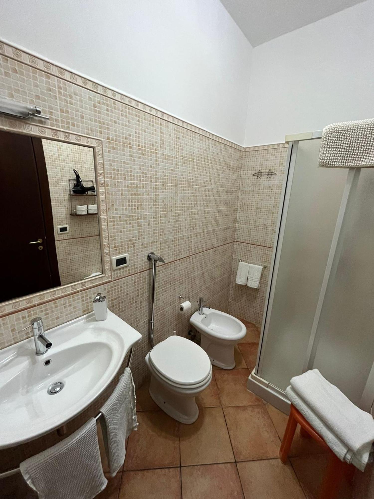 Dormo Da Lia Borgo San Nicola Hotel Mandra Capreria ภายนอก รูปภาพ